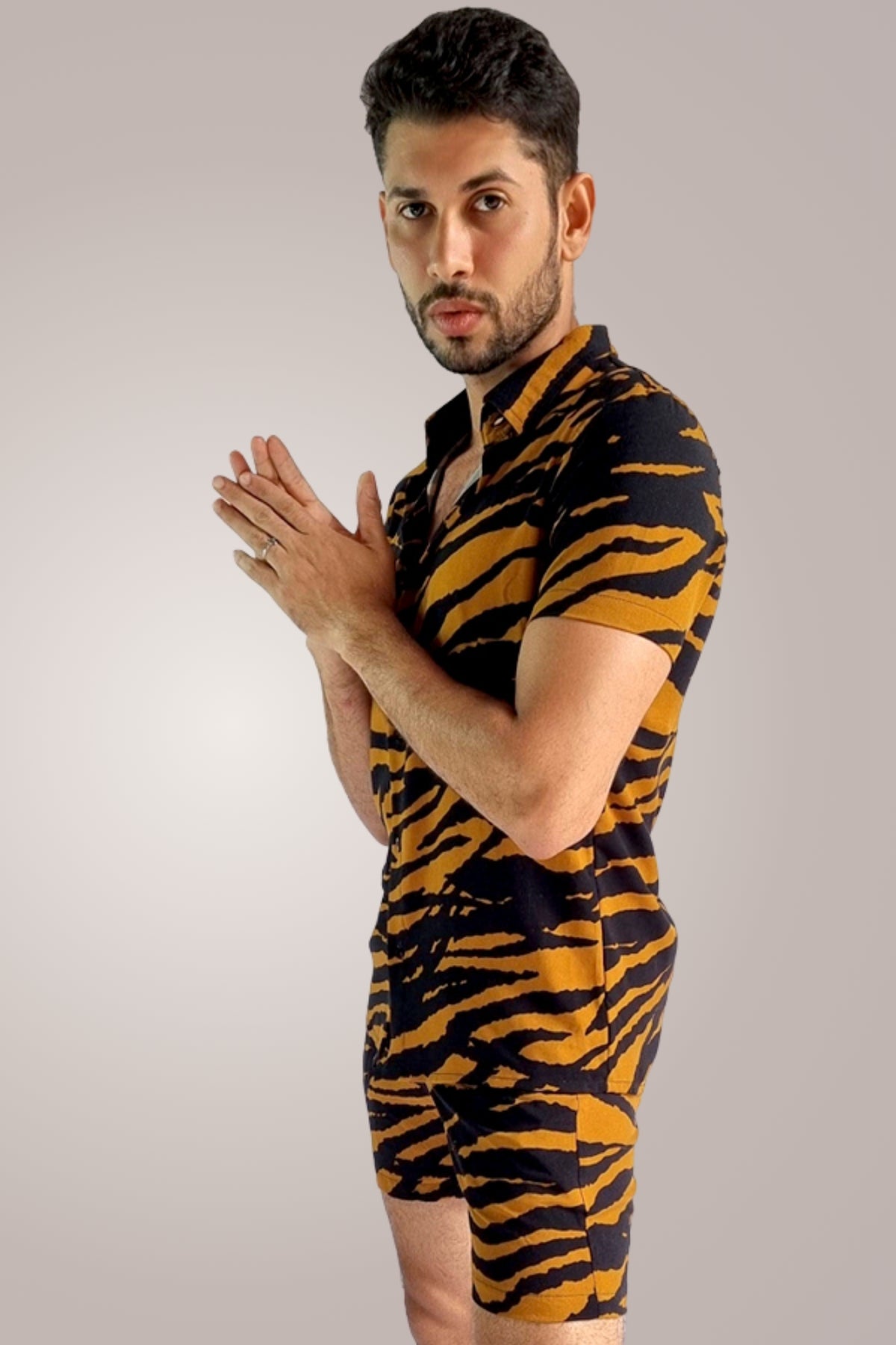 Conjunto Masculino Camisa e Short em Linho e Viscose Animal Print