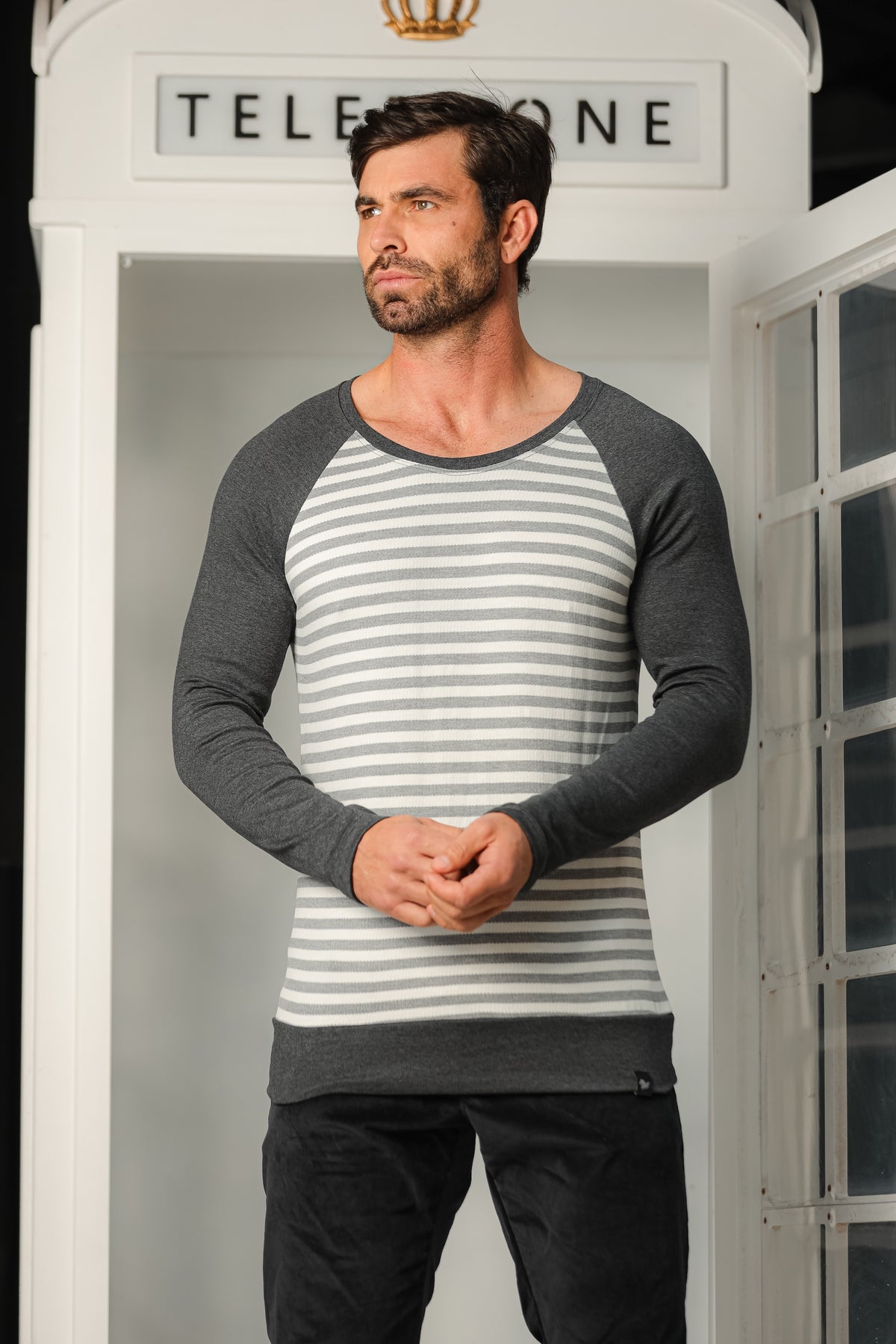 Suéter Masculino Listrado Cinza e Branco