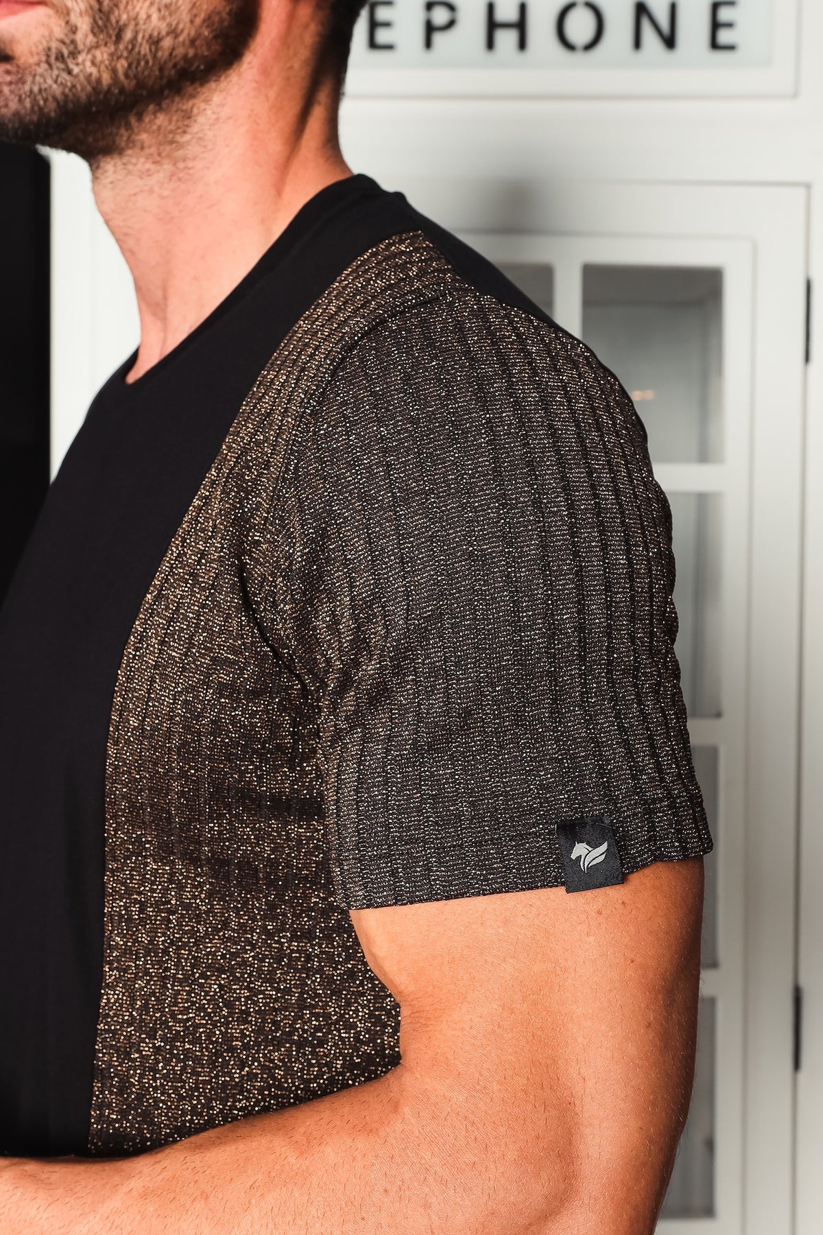 Camiseta Masculina Longa em Viscolycra Com Detalhe Canelado
