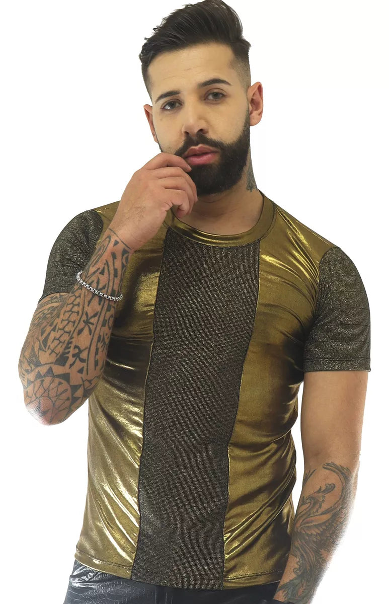 Camiseta Masculina em Lamê Dourado Detalhe Frente e Mangas