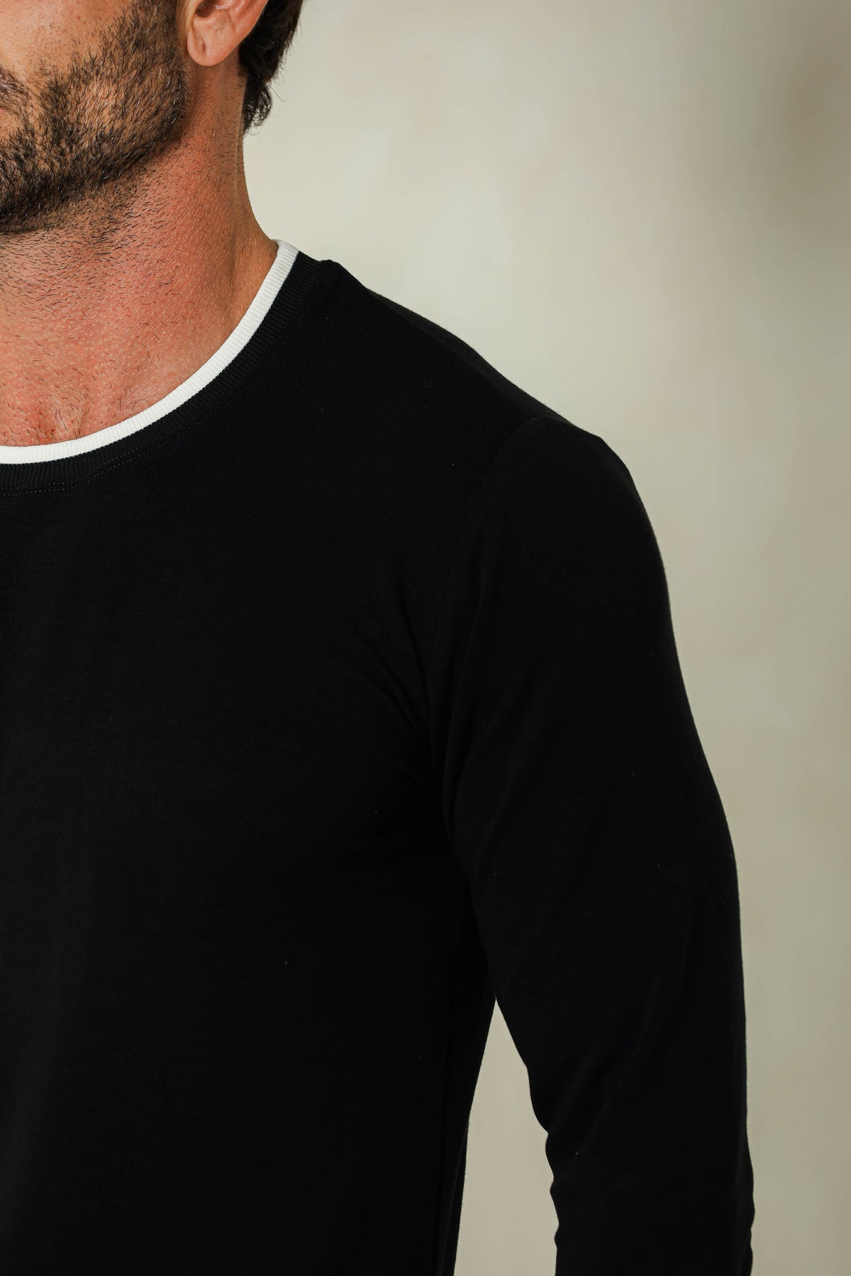 Blusa Masculina em Moletinho Detalhe Listras