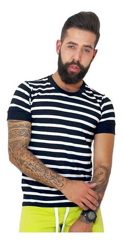 Camiseta Masculina em Viscolycra Preto e Branco