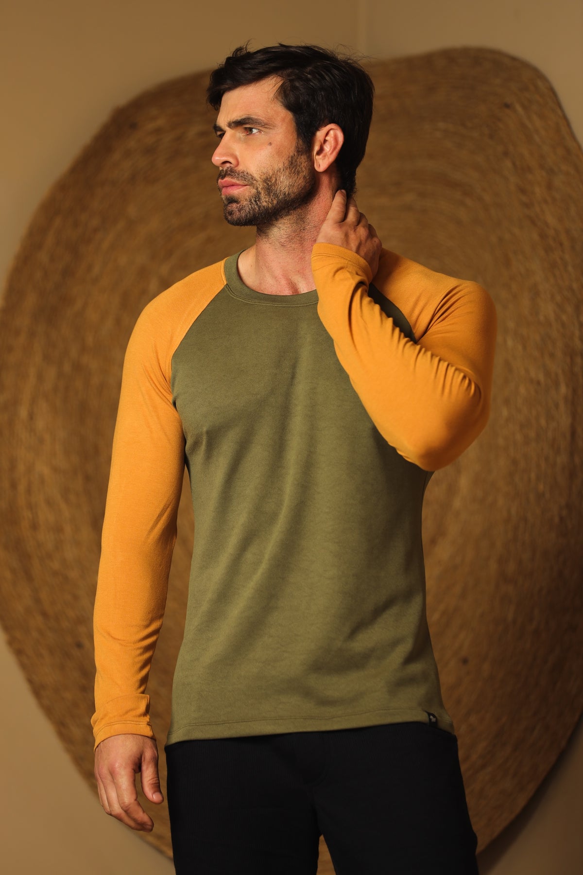 Suéter Masculino Moletinho Verde Mangas Caramelo