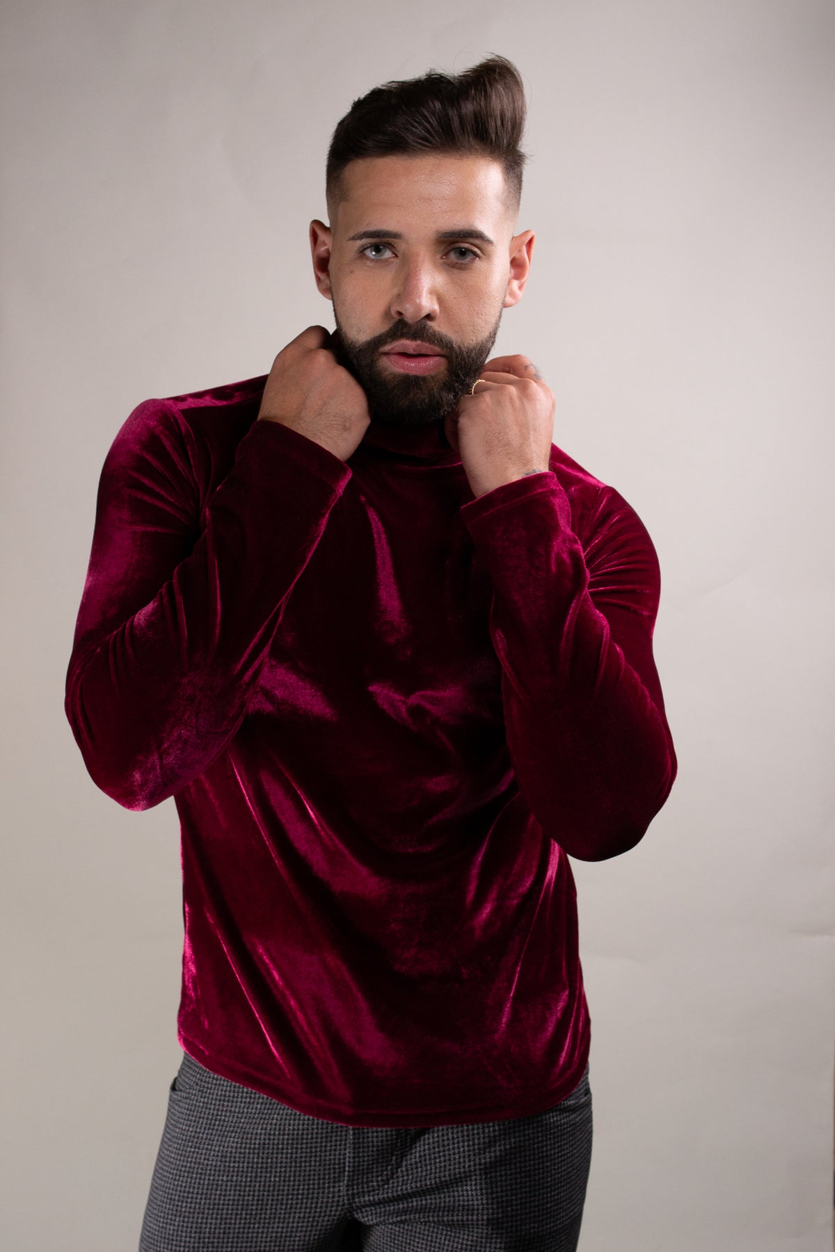 Blusa Masculina Cacharrel em Veludo Bordô