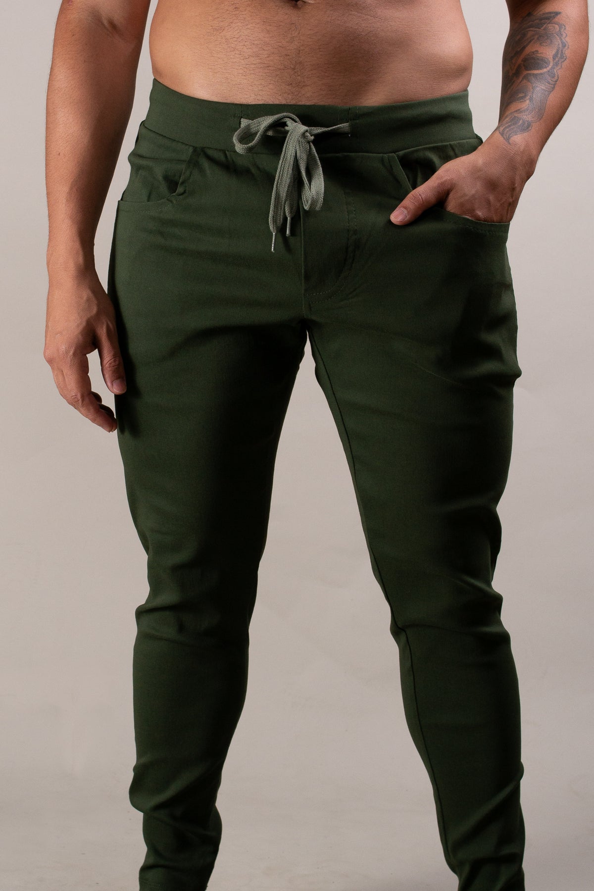 Calça Masculina em Bengaline Verde
