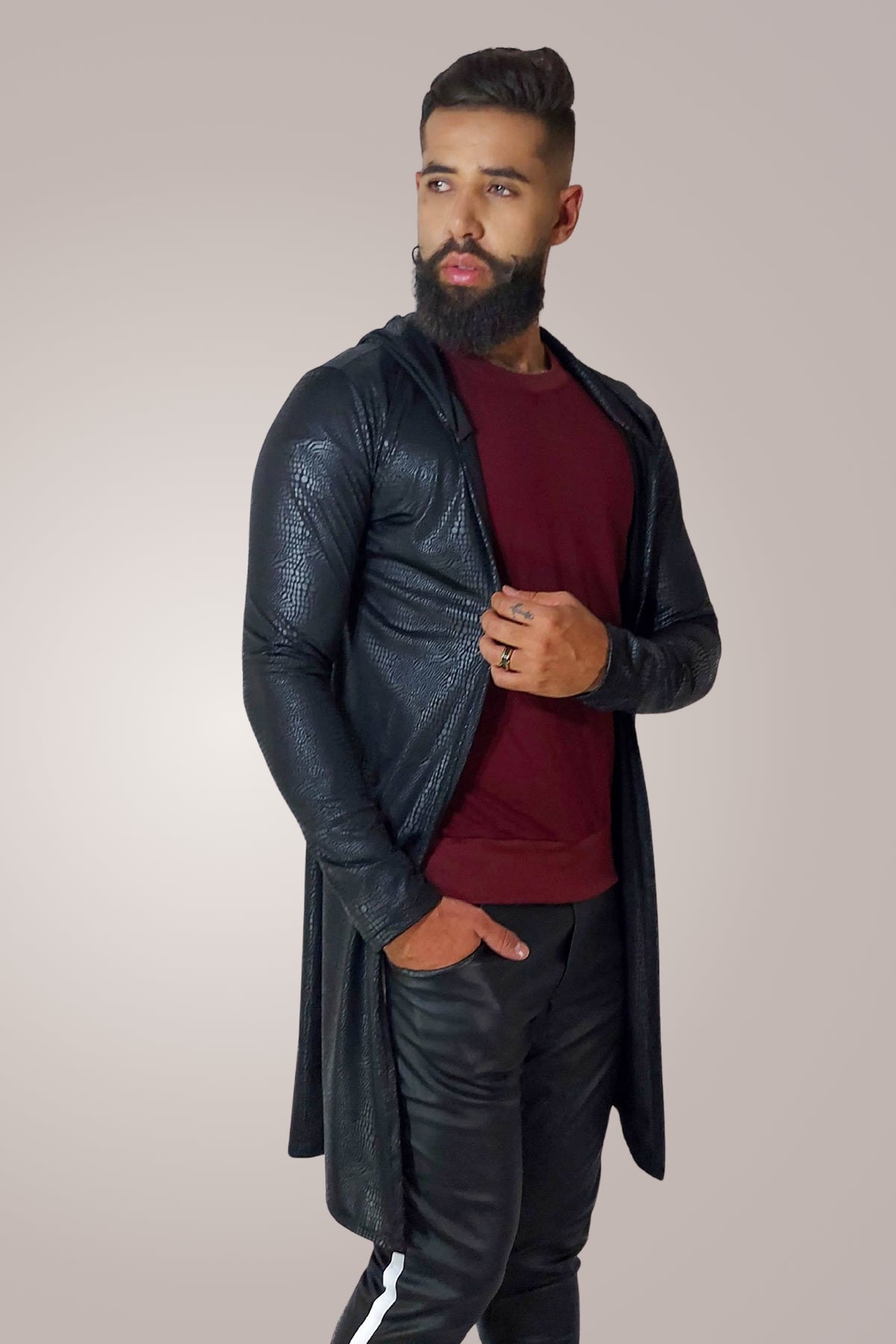 Cardigan Masculino em Cirrê Preto com Capuz