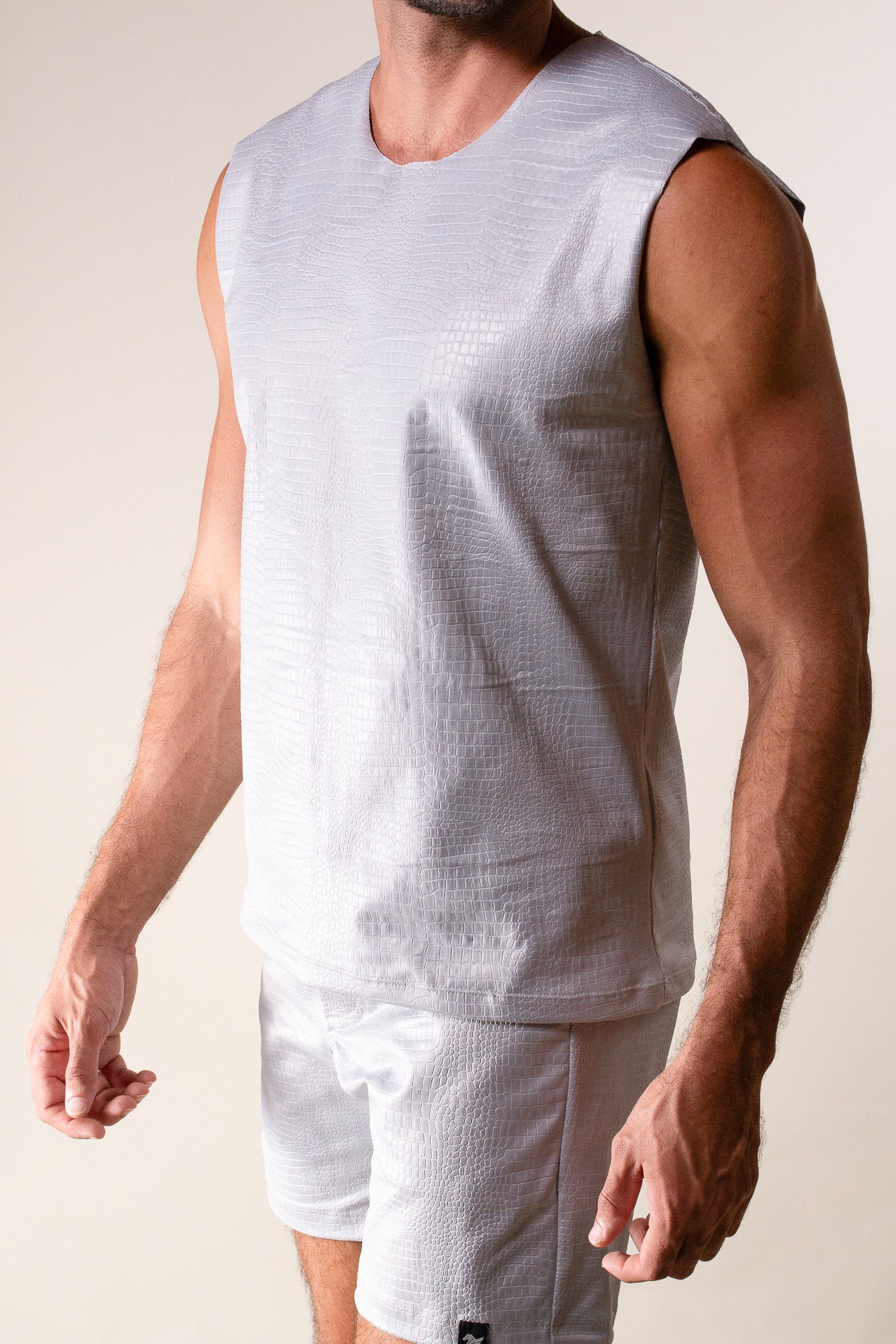 Conjunto Masculino em Cirrê Pele de Crocodilo Cinza Modelo Machão