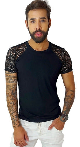 Camiseta Masculina Viscolycra com Detalhe Mangas e Costas