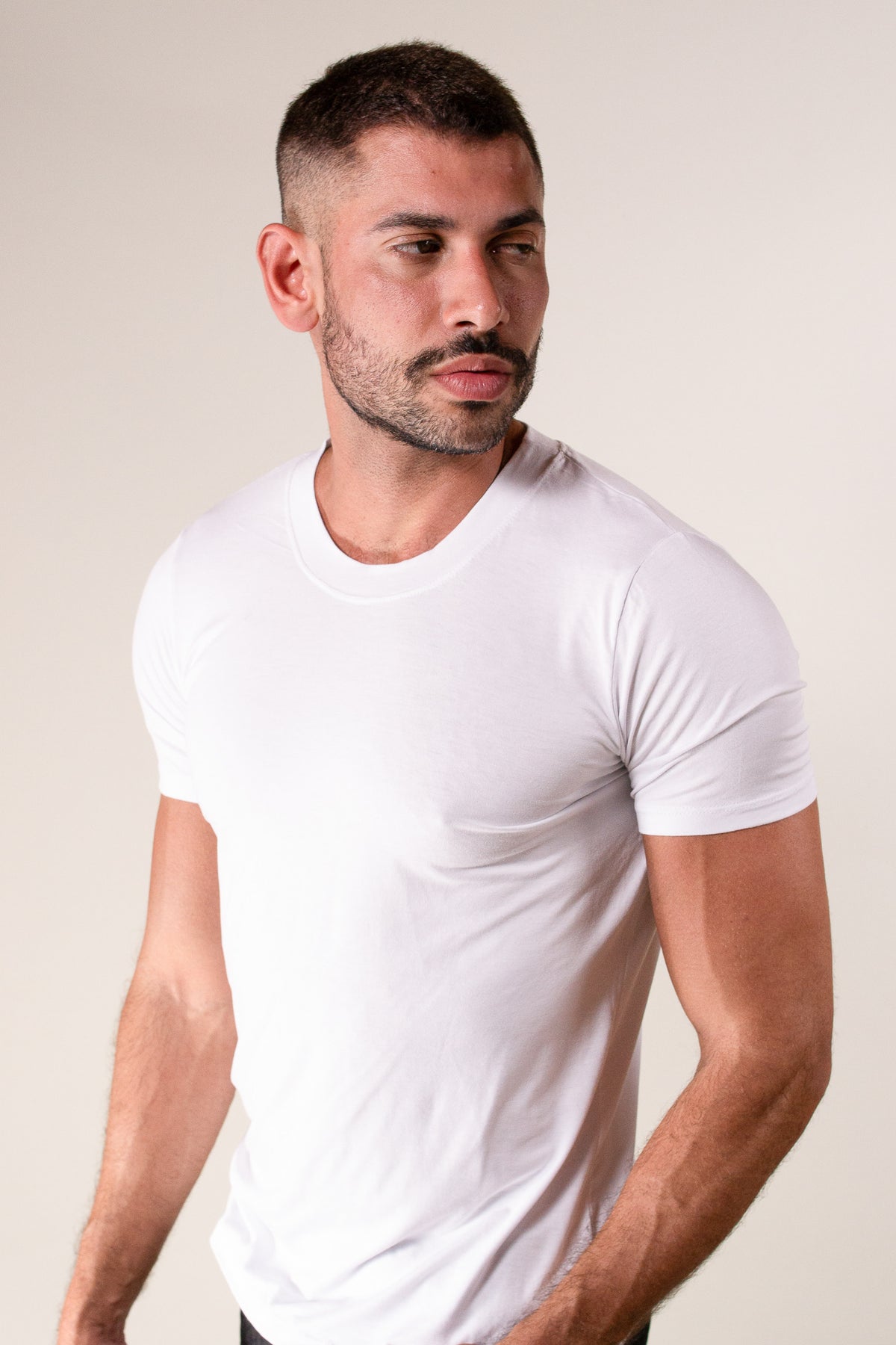 Camiseta Masculina Básica em Viscolycra Branca