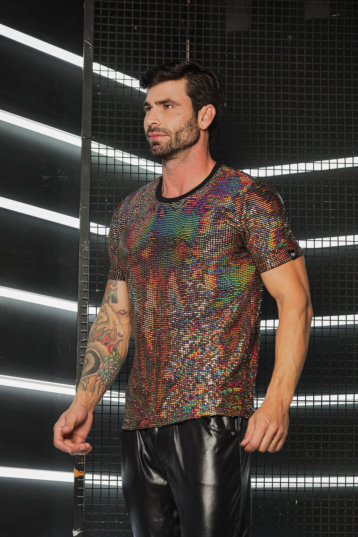 Camiseta Masculina em Paetê Brunella