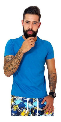 Camiseta Masculina Básica em Algodão Azul