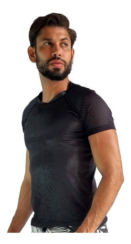 Camiseta Masculina Cirrê Brilhoso Preto