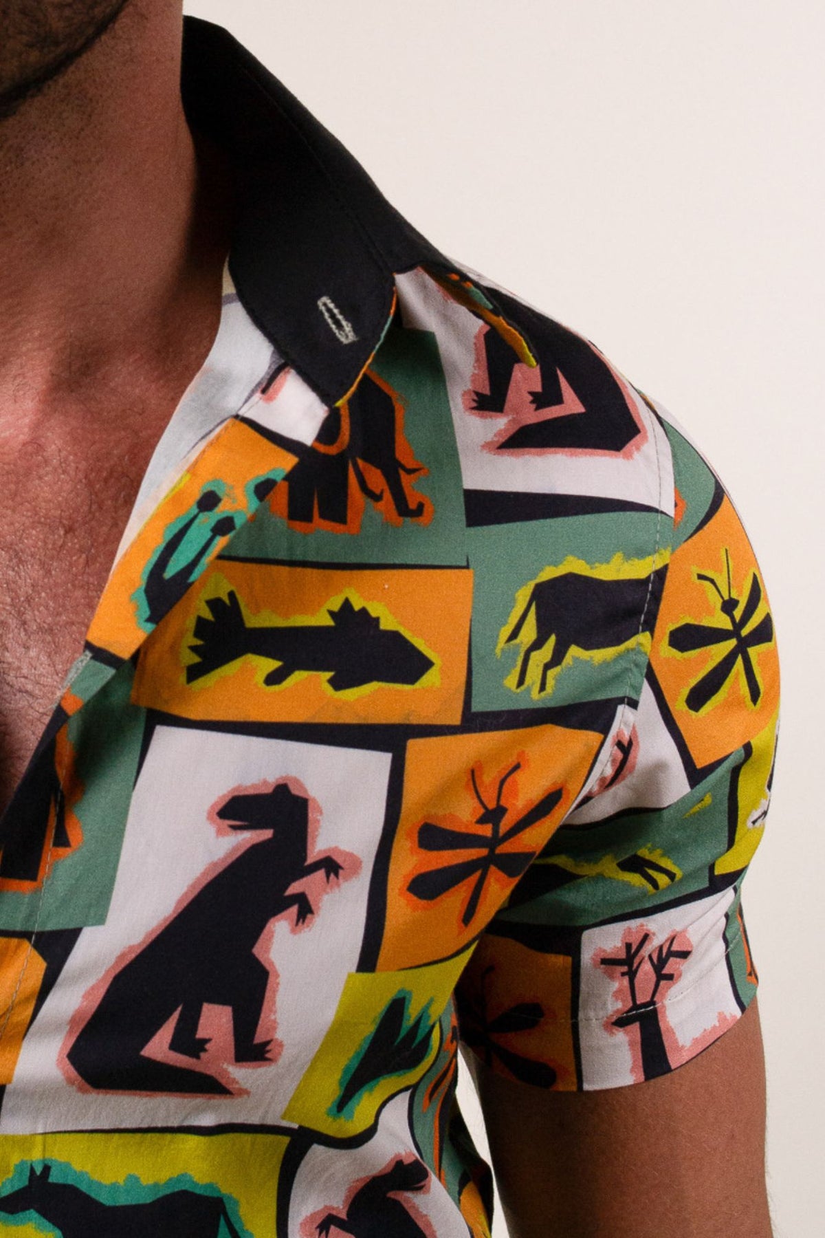 Camisa Casual Masculina Estampa Safari Com Botões