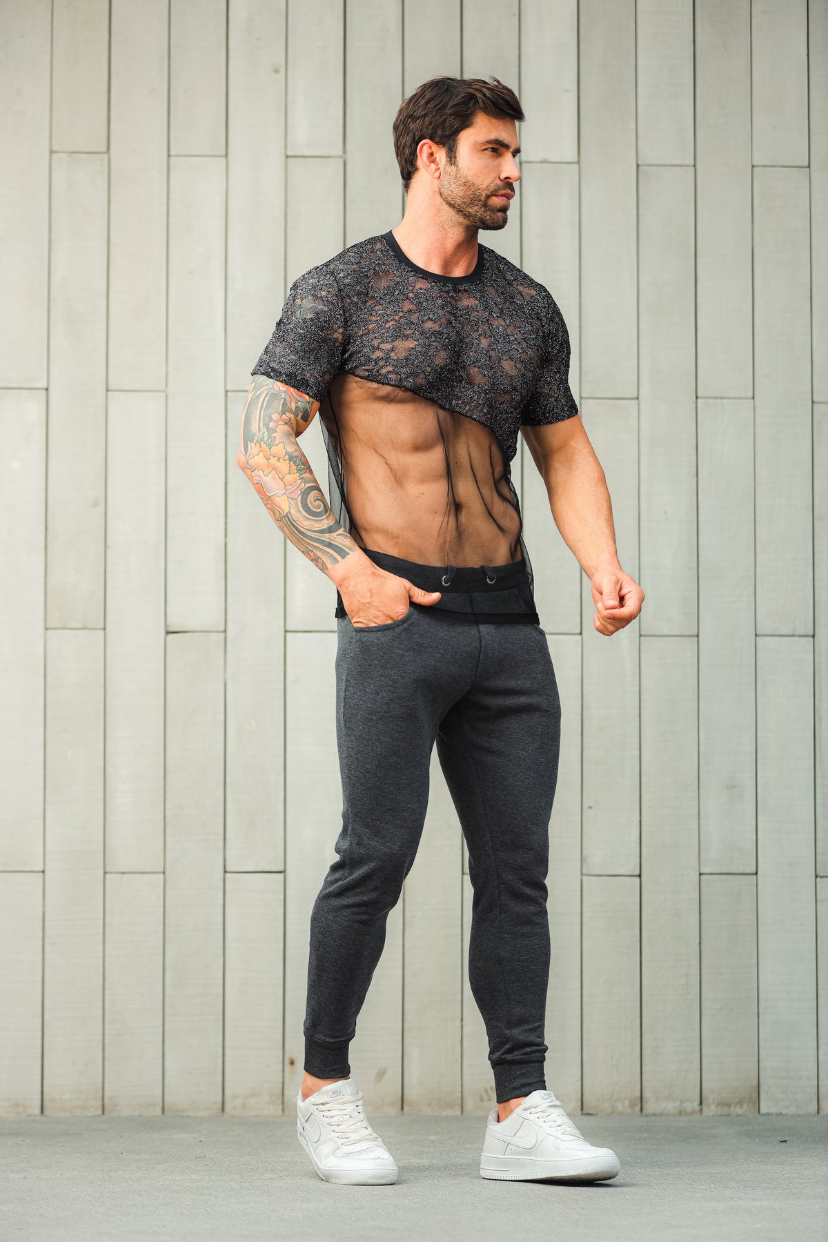 Camiseta Masculina Tule com Renda Glitterizada