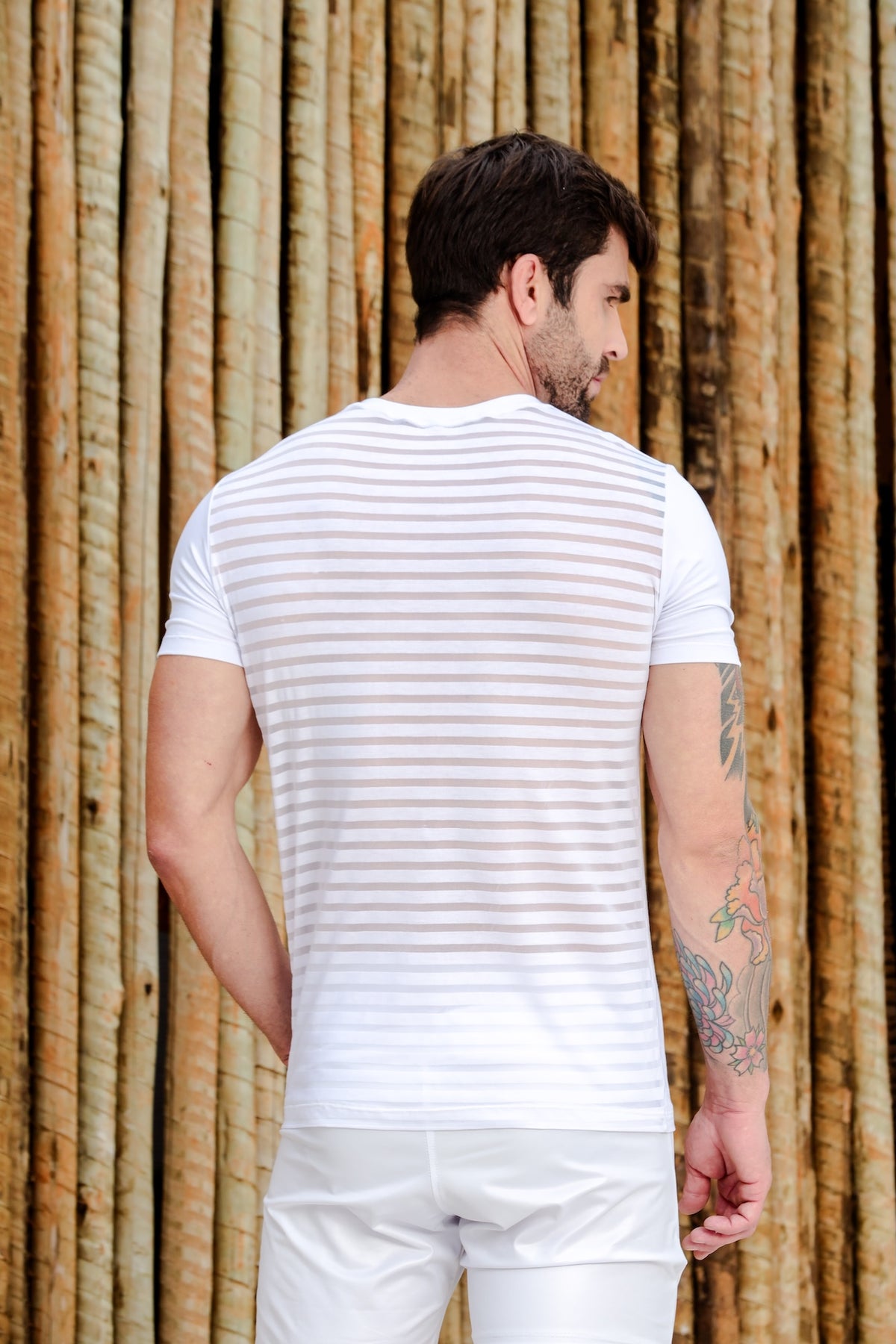 Camiseta Masculina Viscolycra com Detalhe Devorê
