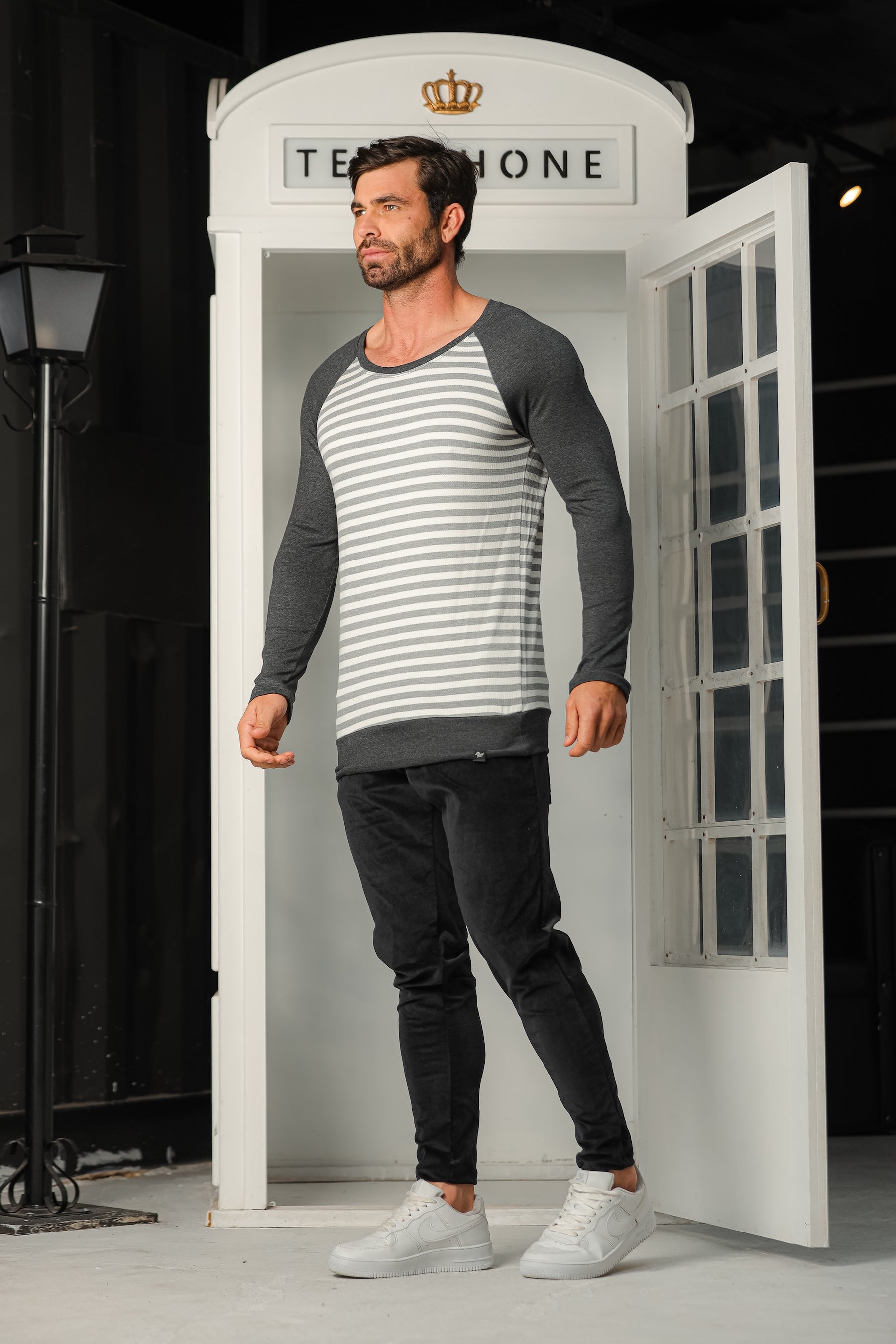 Suéter Masculino Listrado Cinza e Branco