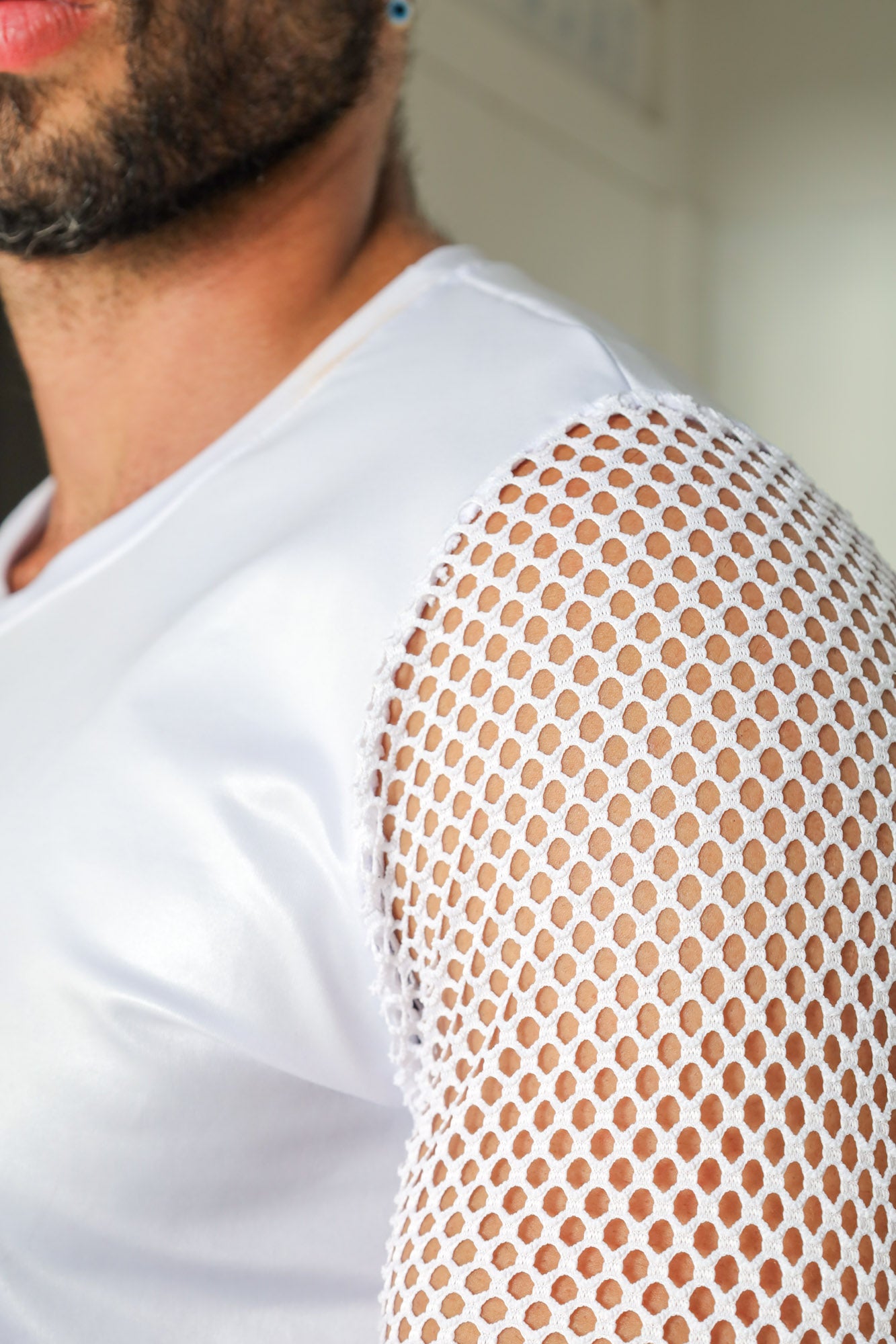 Camiseta Masculina em Cirrê com Manga Longa em Arrastão