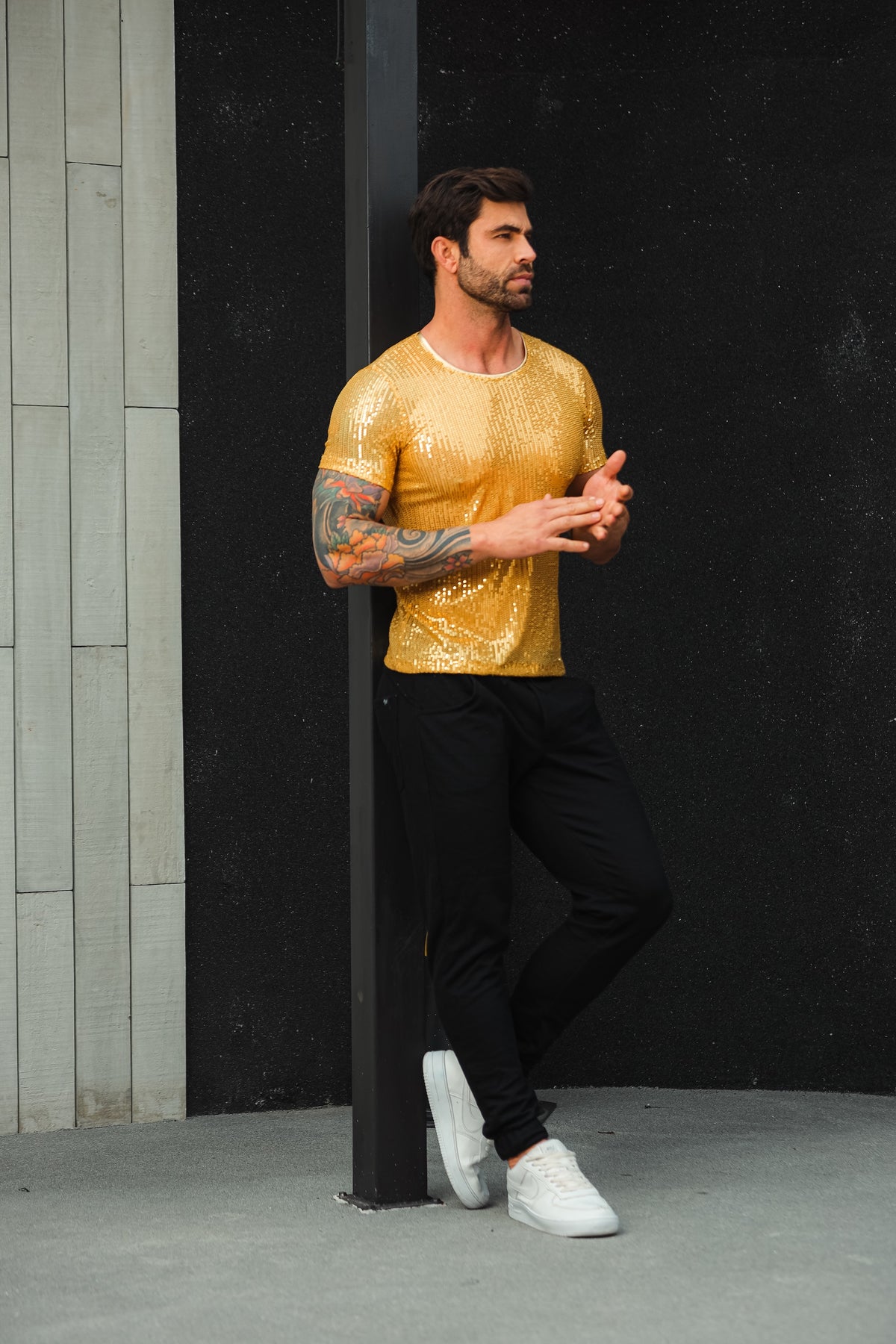 Camiseta Masculina em Paetê