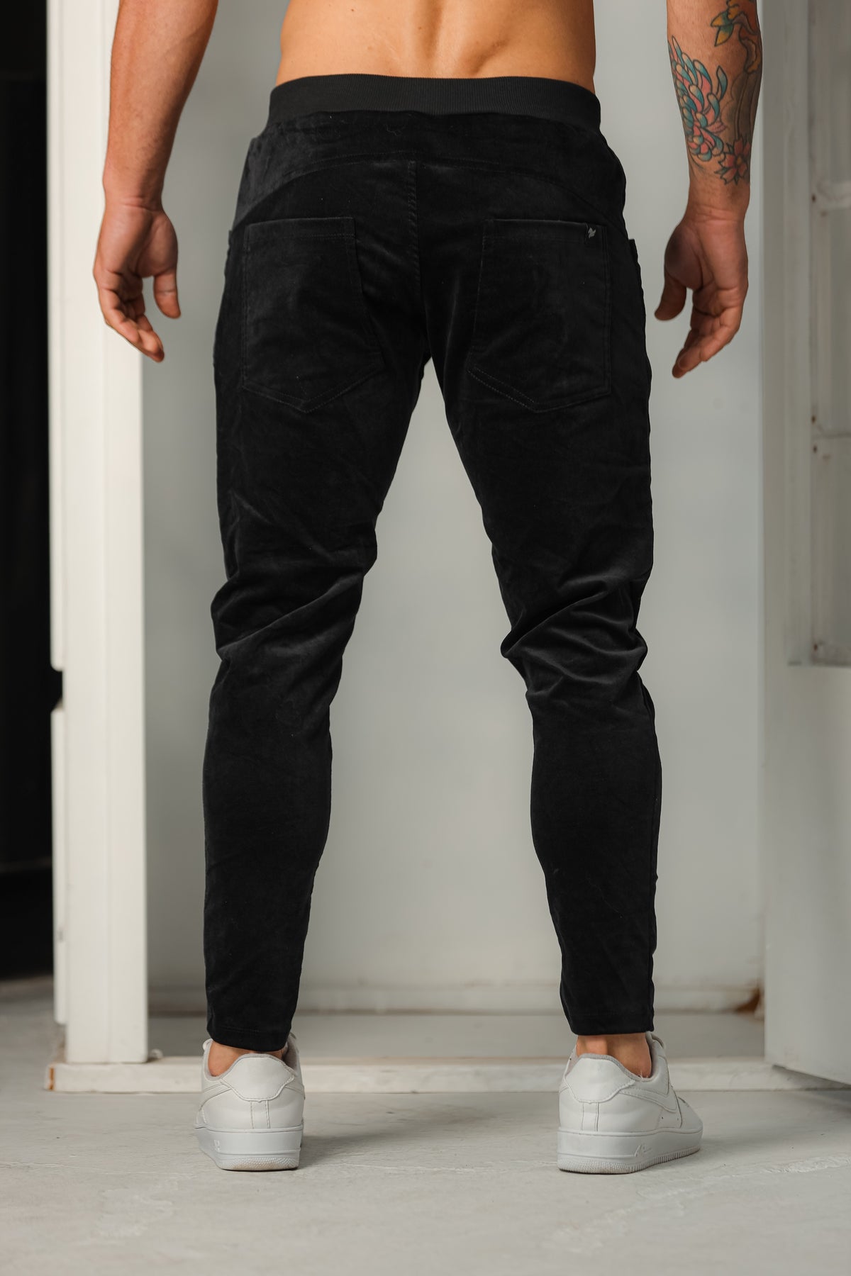 Calça Masculina em Malha Suede