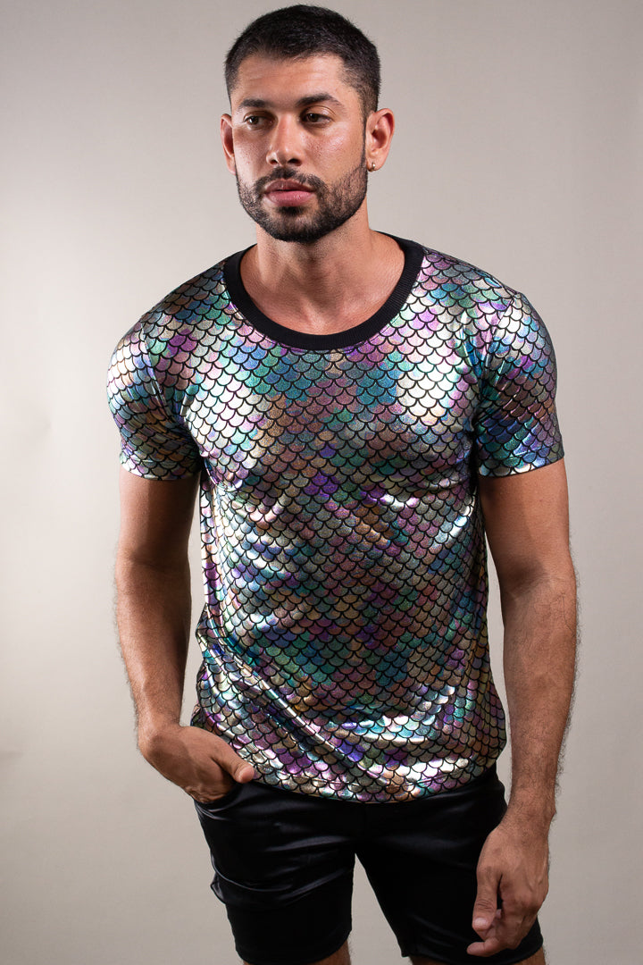 Camiseta Masculina com Estampa Cauda de Sereia Edição Limitada
