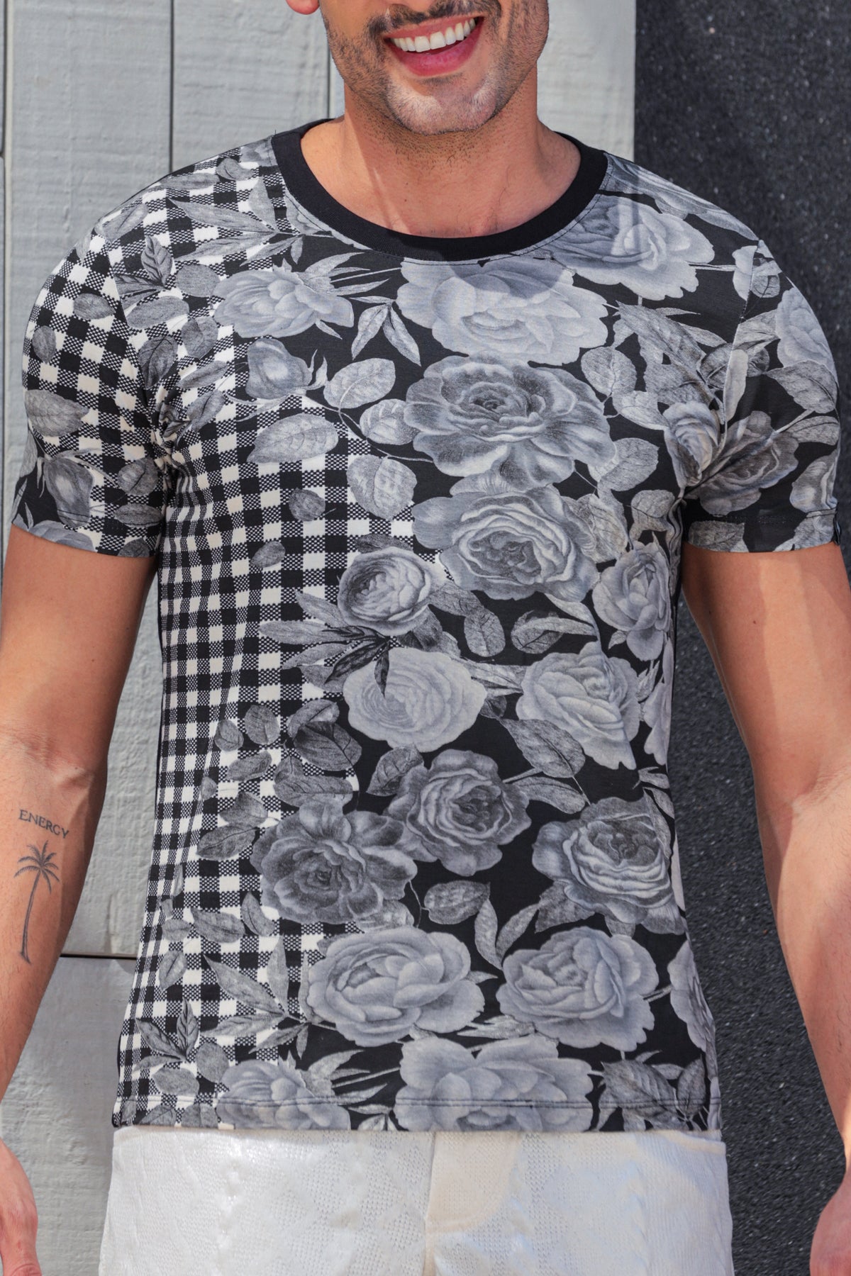 Camiseta Masculina Viscolycra Xadrez com Floral