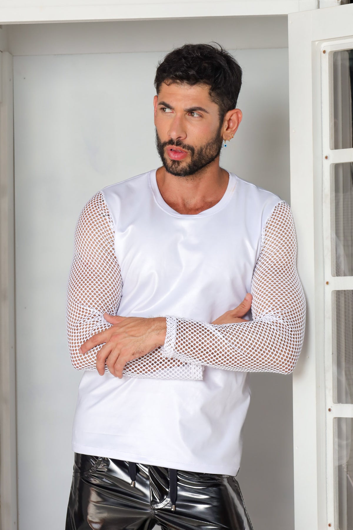 Camiseta Masculina em Cirrê com Manga Longa em Arrastão