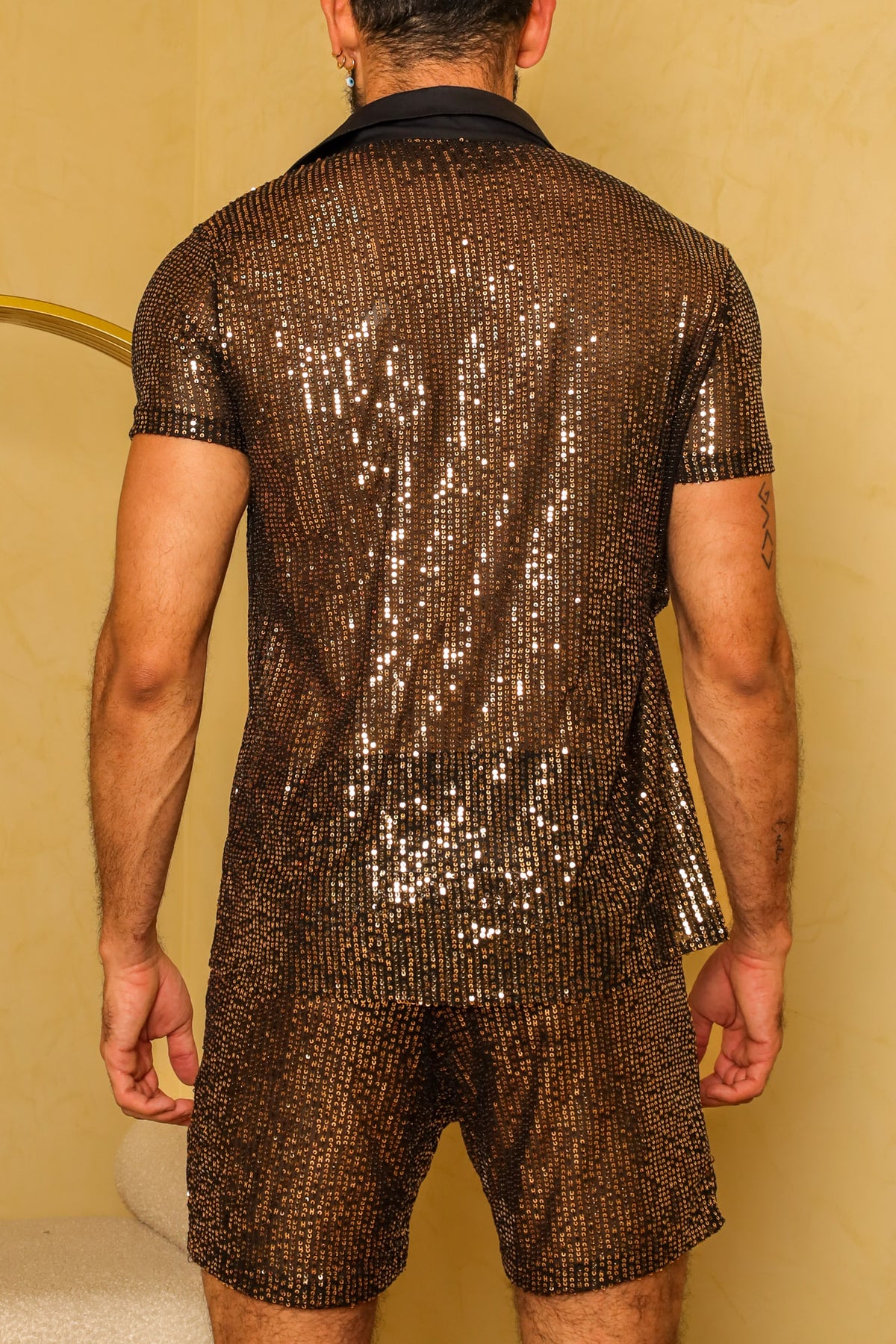 Conjunto Masculino Camisa e Short em Paetê