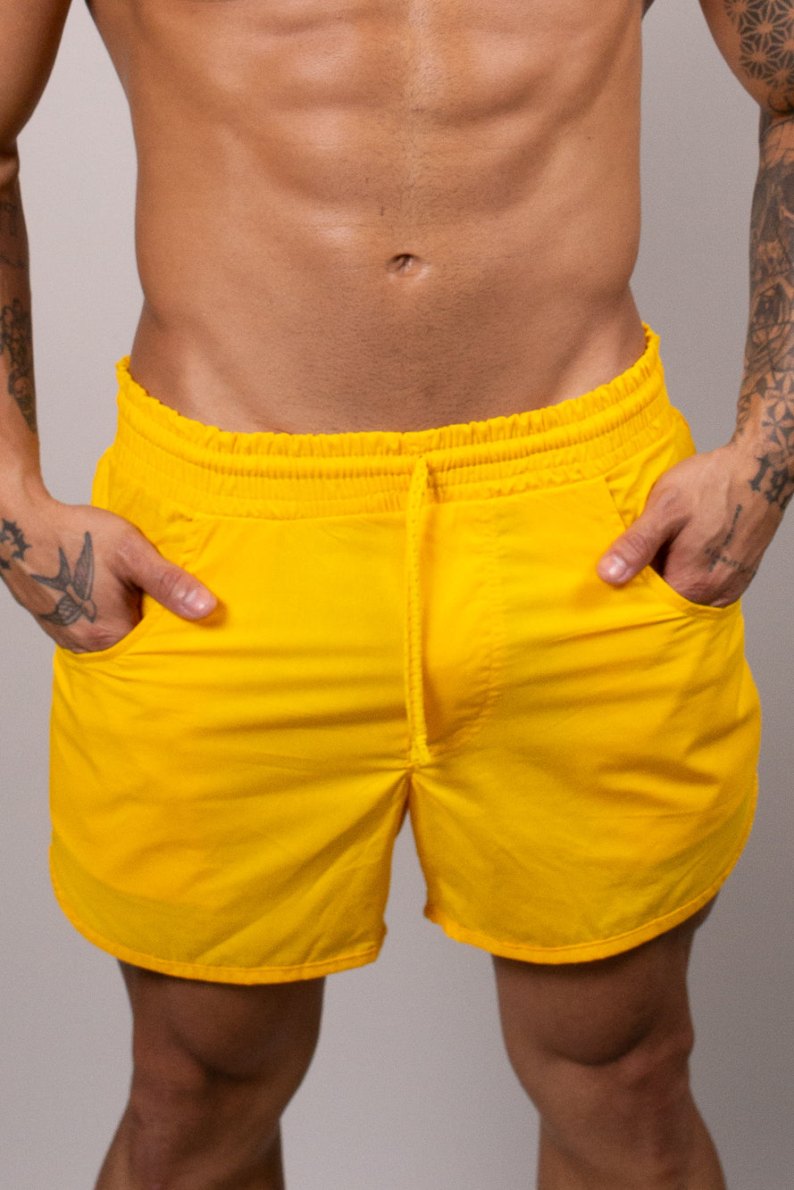 Short Tricoline Amarelo