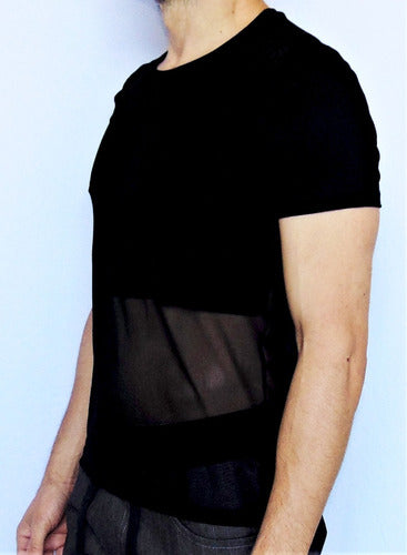 Camiseta Masculina de Tule Modelo Cropped