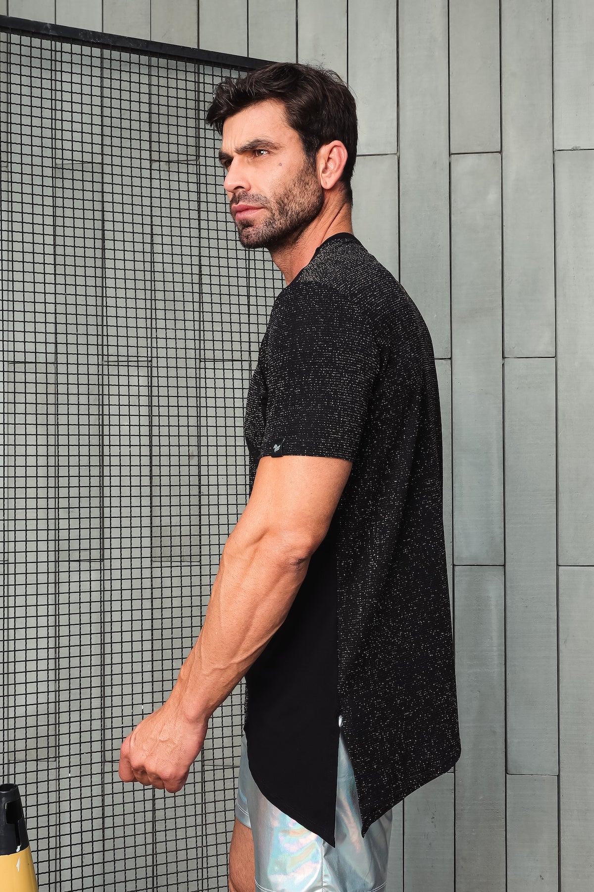 Camiseta Masculina Longa em Lurex com Detalhe em Viscolycra