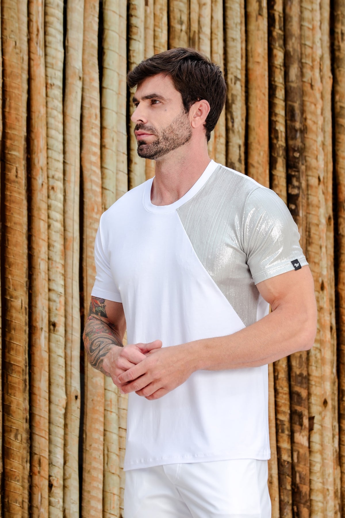 Camiseta Masculina Viscolycra Detalhe Brilho