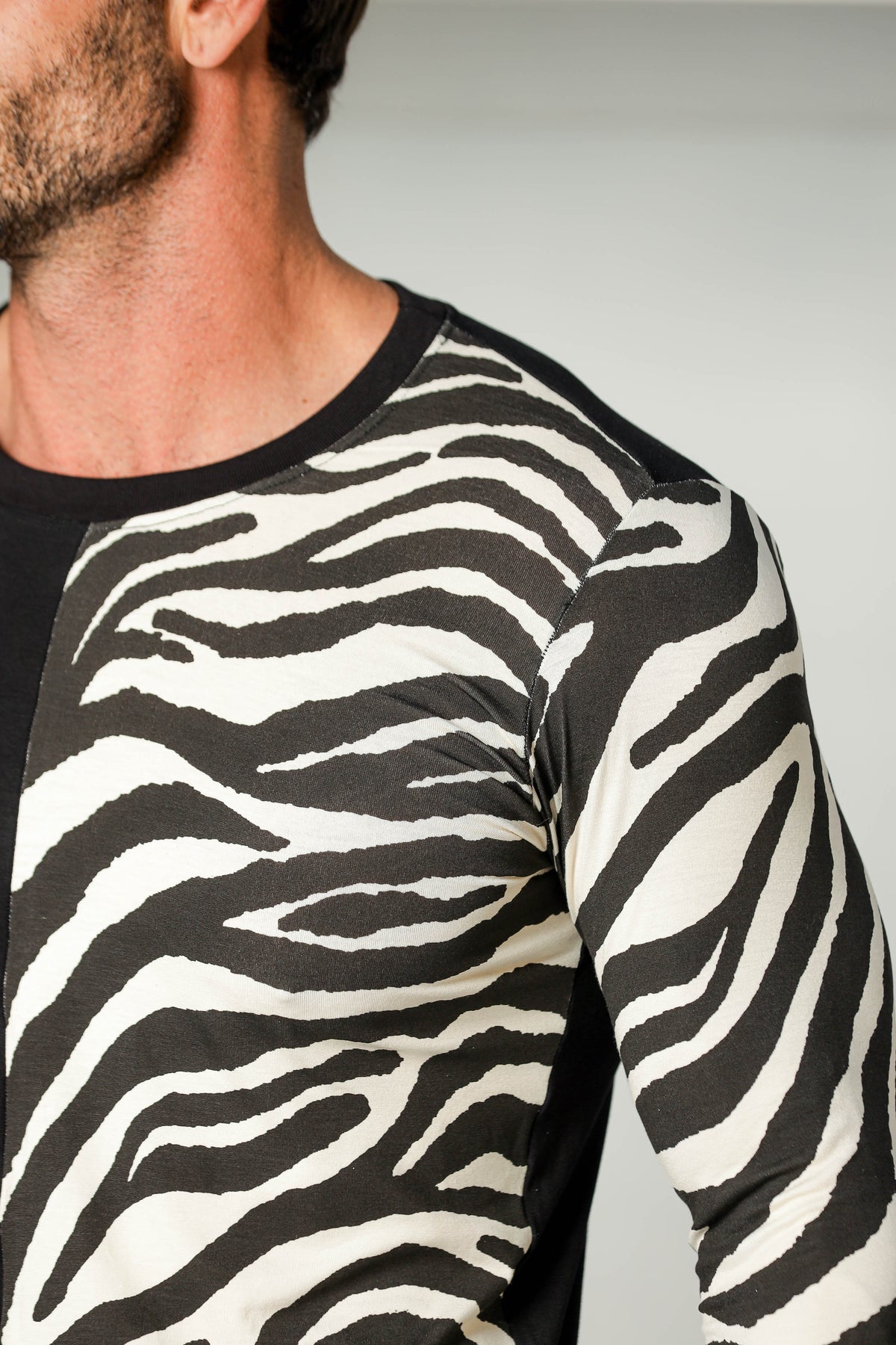 Camiseta Manga Longa Viscolycra com Estampa Zebra