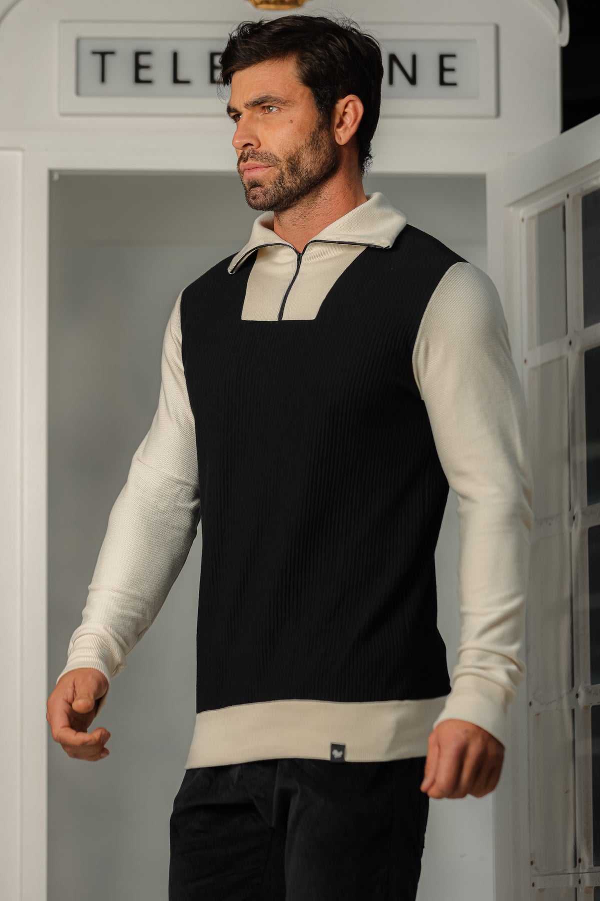 Suéter Masculino Malha Canelada Gola Zíper