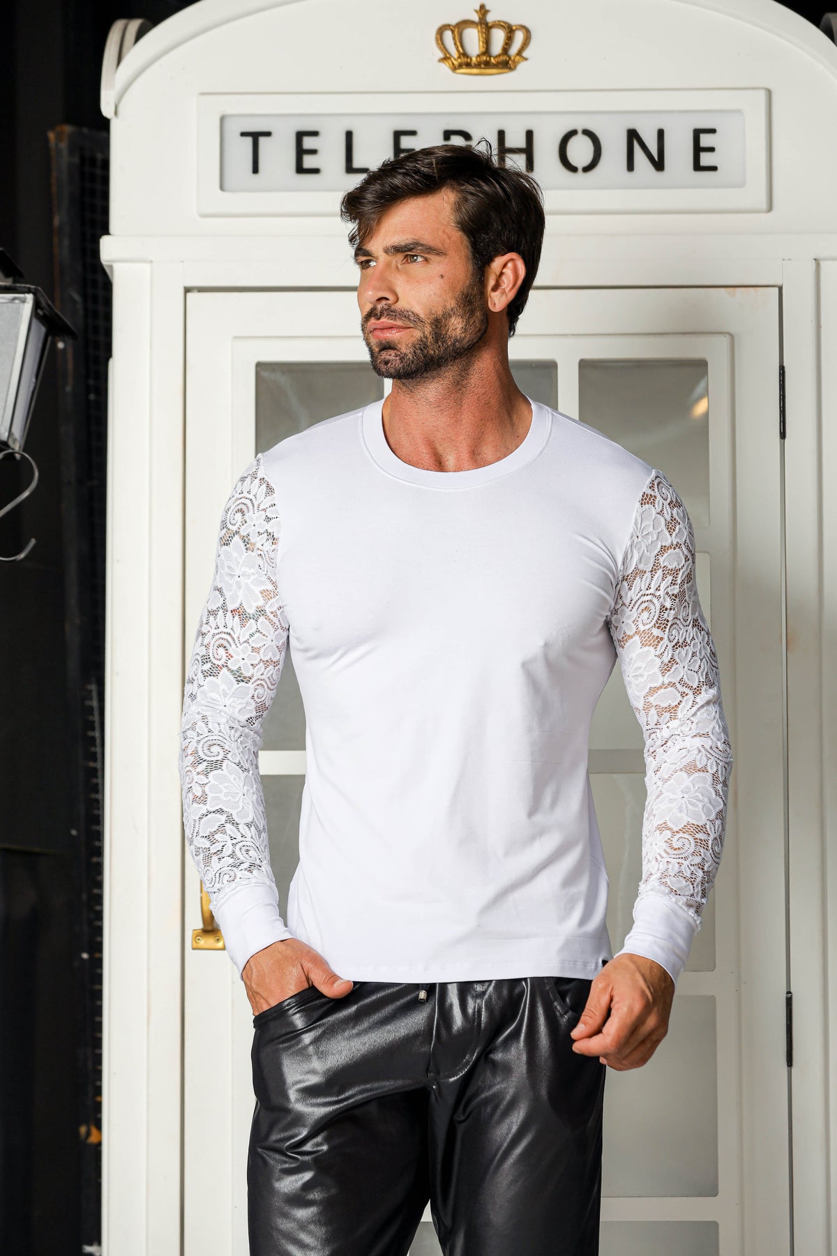 Camiseta Masculina em Viscolycra com Manga Longa em Renda