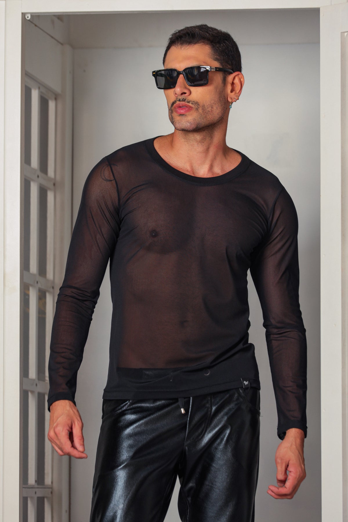 Camiseta Masculina Em Tule Manga Longa
