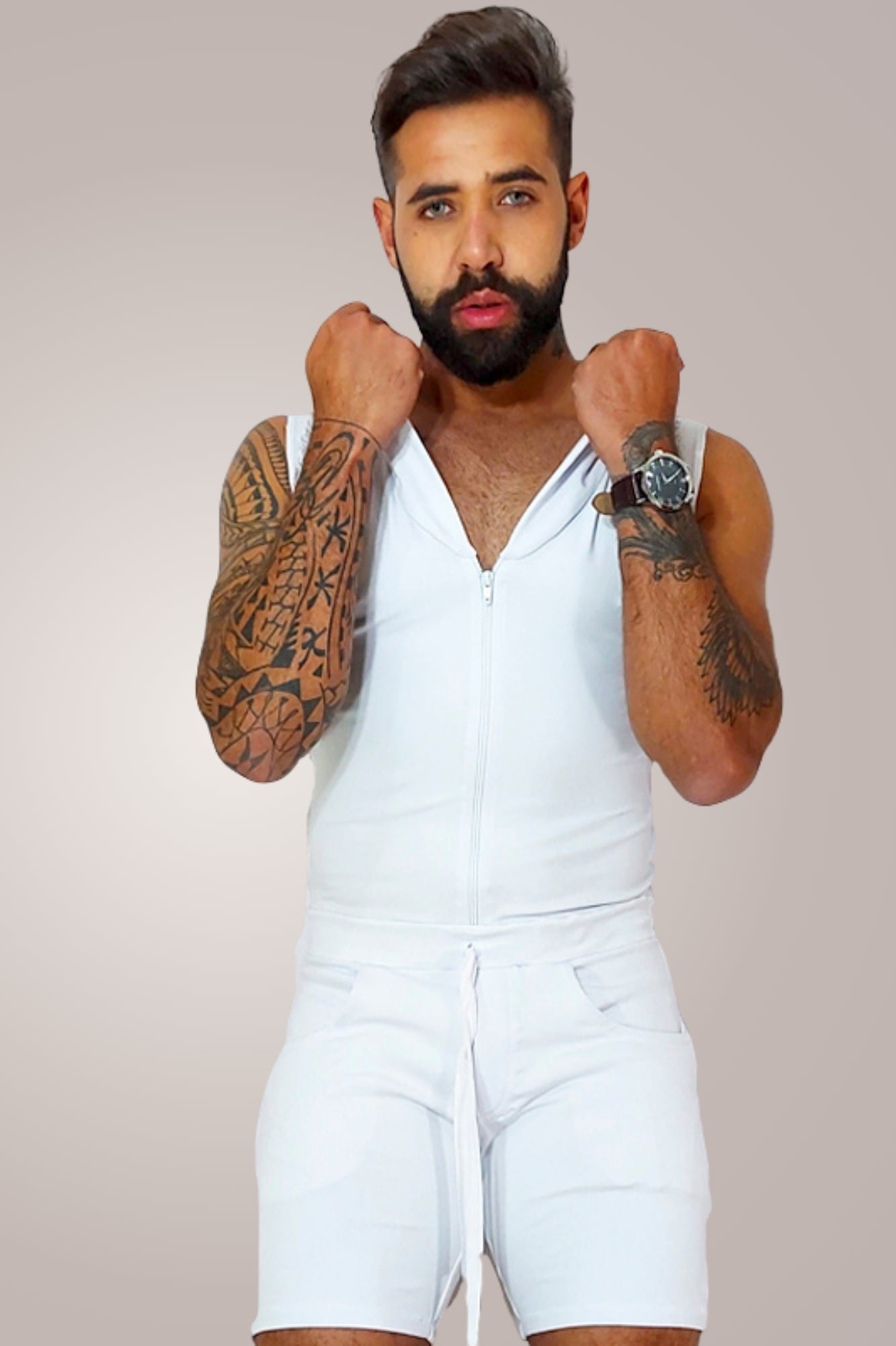 Macaquinho Masculino Modelo Machão com Capuz Branco