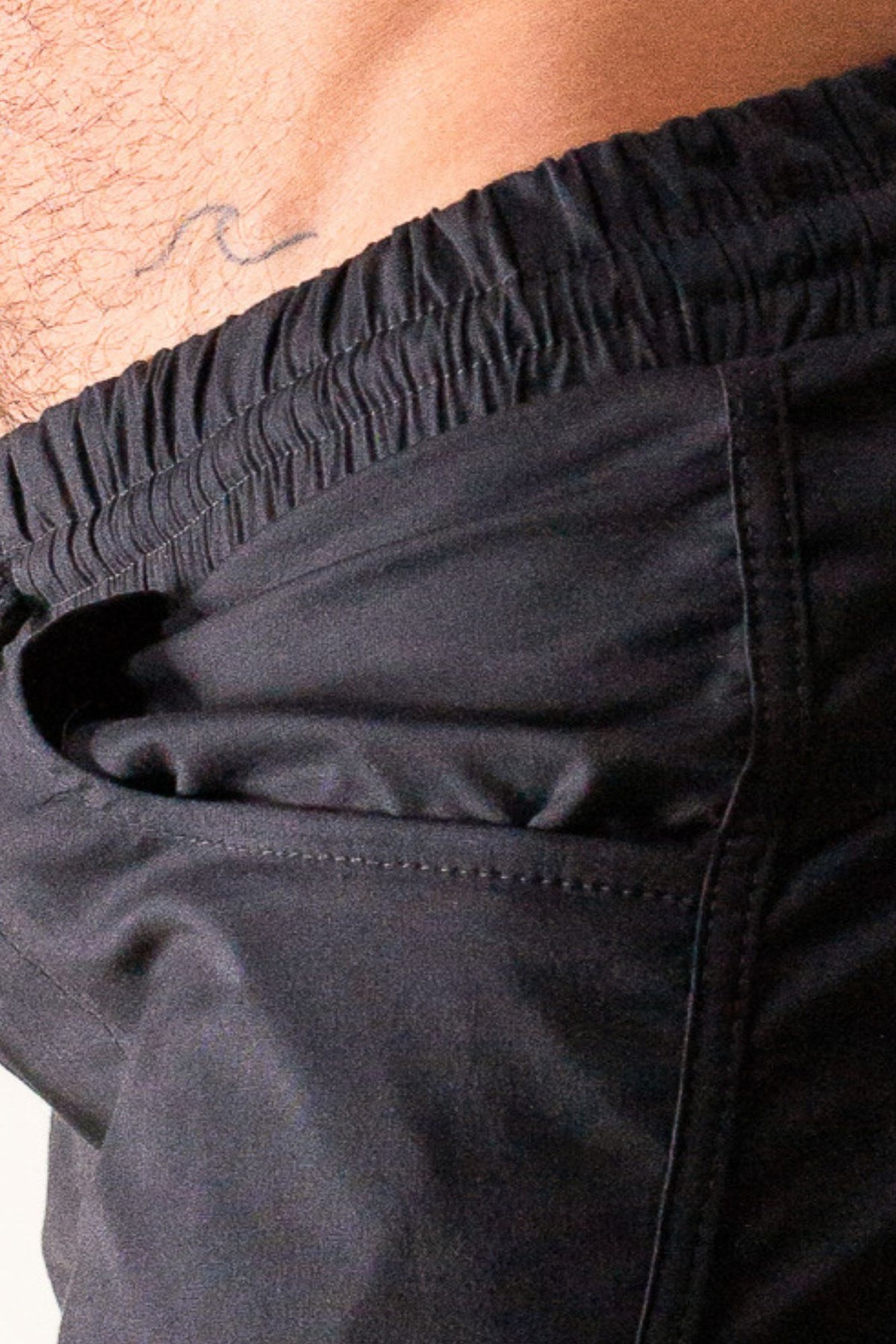 Short Masculino Modelo Fit em Tricoline Preto