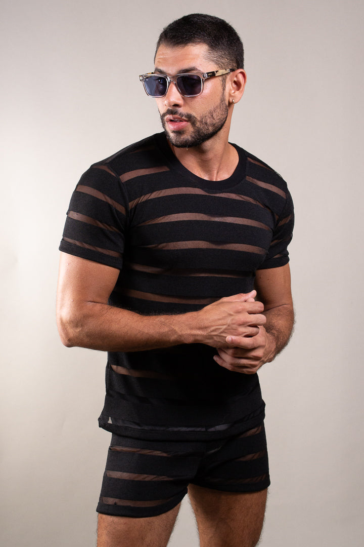 Conjunto Masculino Camiseta e Short em Malha Listrada