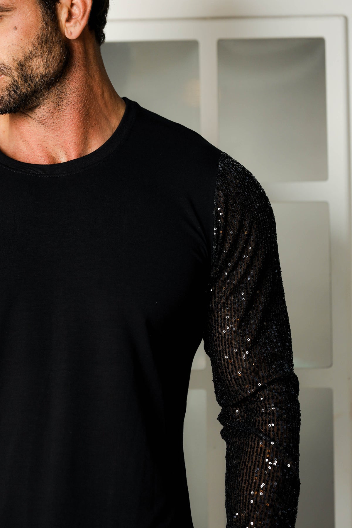 Camiseta Masculina em Viscolycra com Manga Longa em Paetê