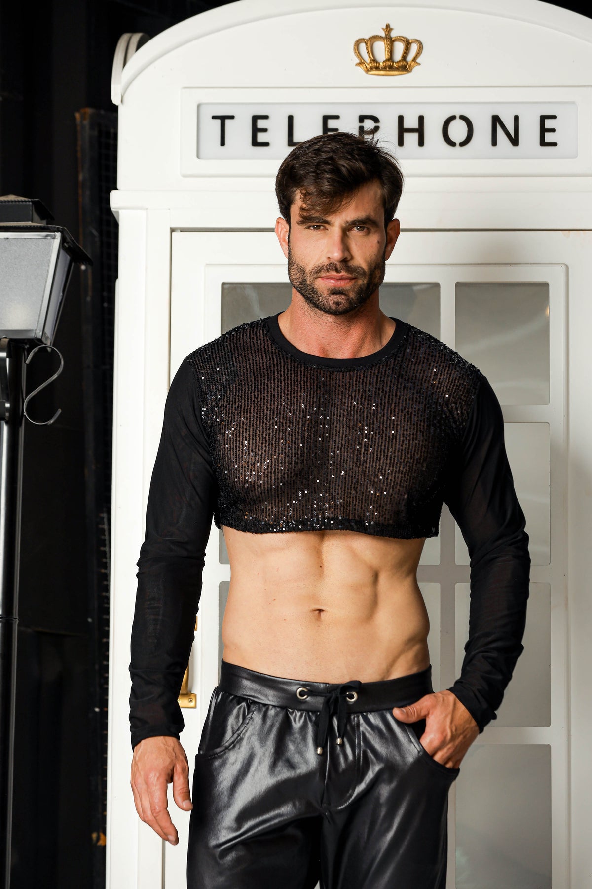 Cropped Masculino Paetê Mangas em Tule