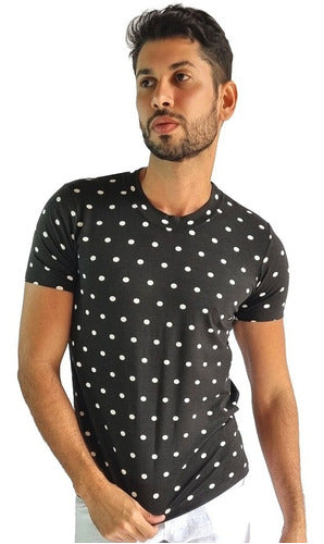 Camiseta Masculina Básica Estampa Poá