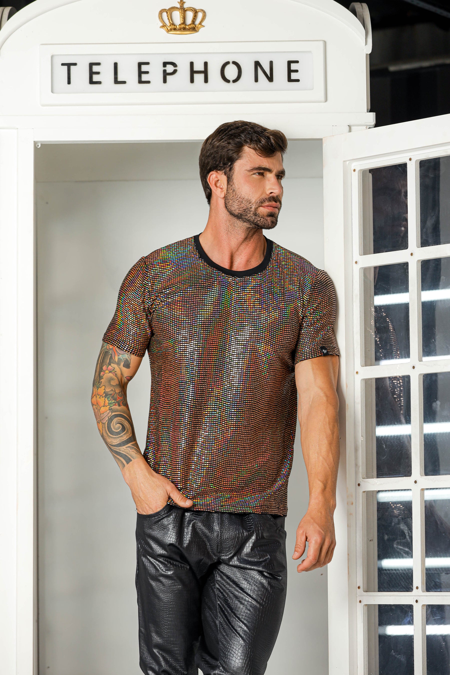 Camiseta Masculina em Paetê Brunella