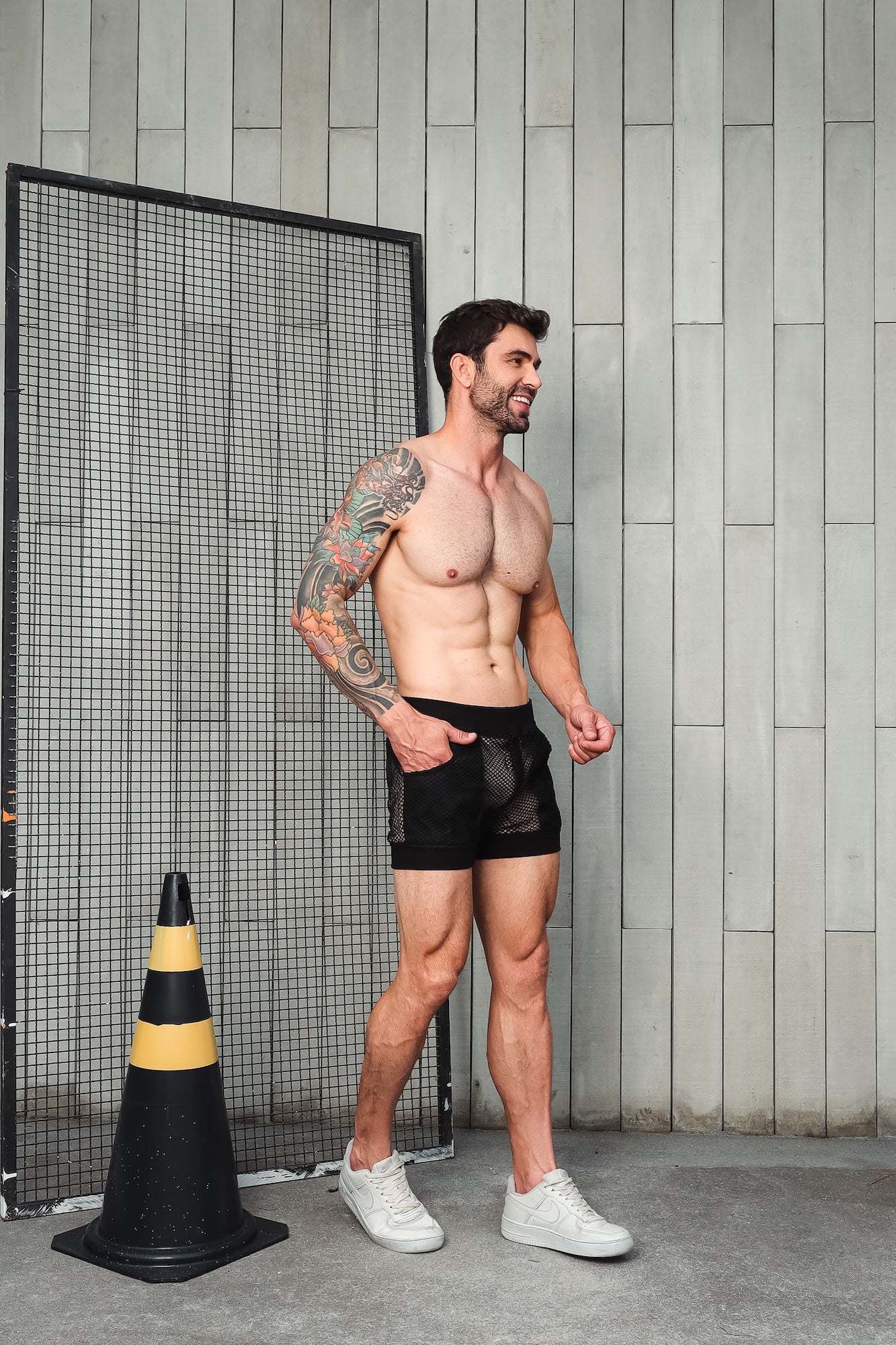 Short Masculino Transparente Modelo Praia Branco