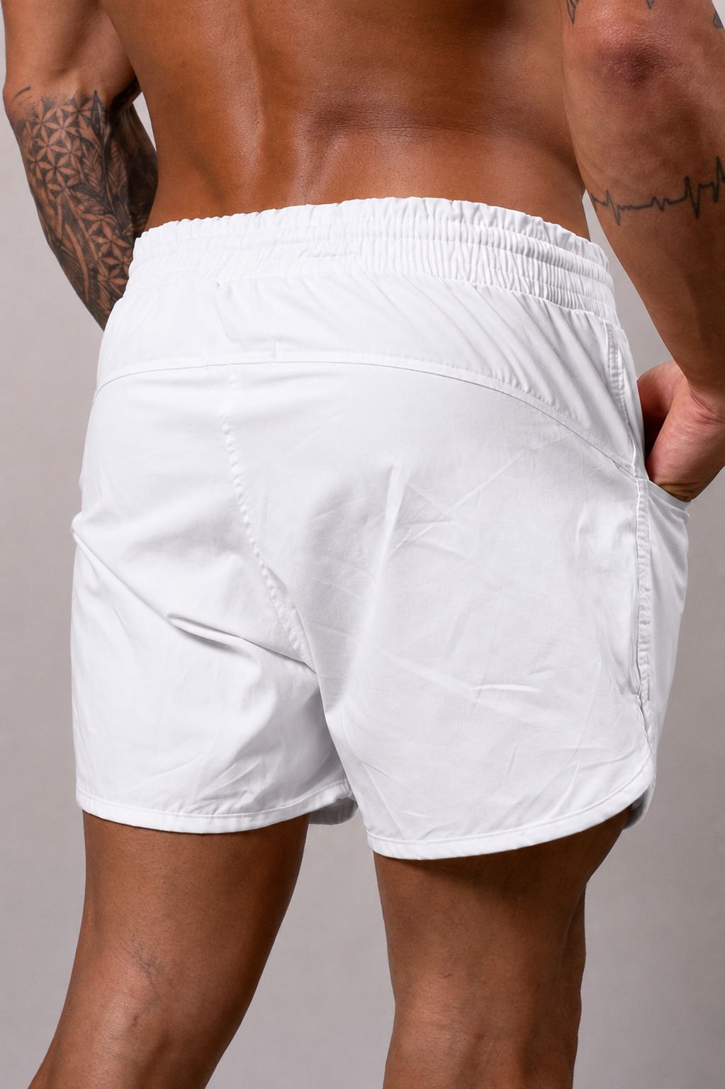 Short Masculino Modelo Fit em Tricoline