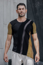 Camiseta Masculina Transversal Viscolycra com Detalhe Holográfico