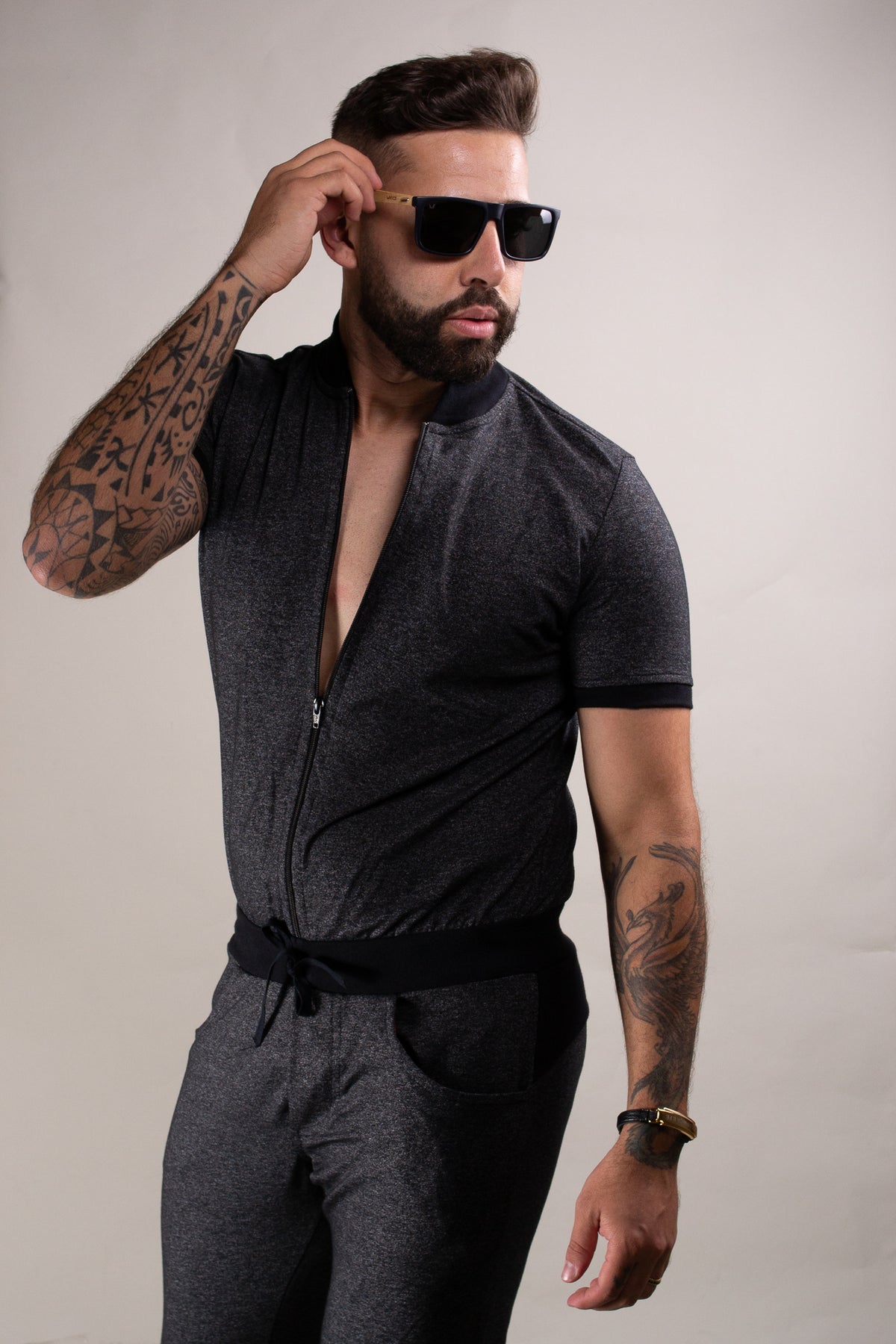 Macacão Masculino em Moletinho Mescla Cinza Gola Bomber