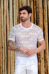Camiseta Masculina em Renda