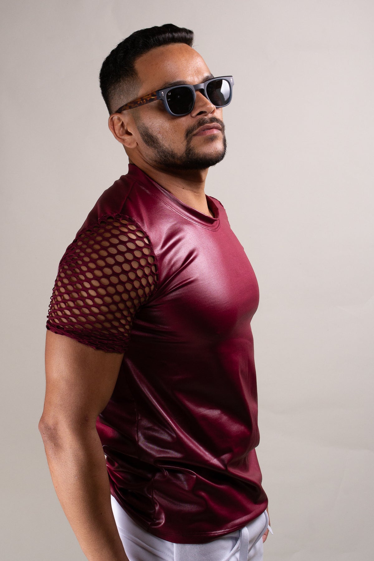 Camiseta Masculina Cirrê Bordô Mangas em Arrastão