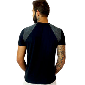 Camiseta Masculina em Viscolycra Detalhe Frente e Ombros