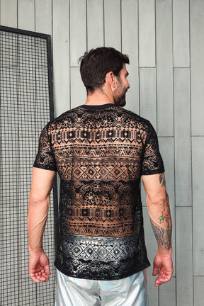 Camiseta Masculina em Devorê Floral